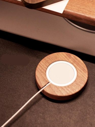 Magnetic Wireless Charger Solid Wood Bracket Base